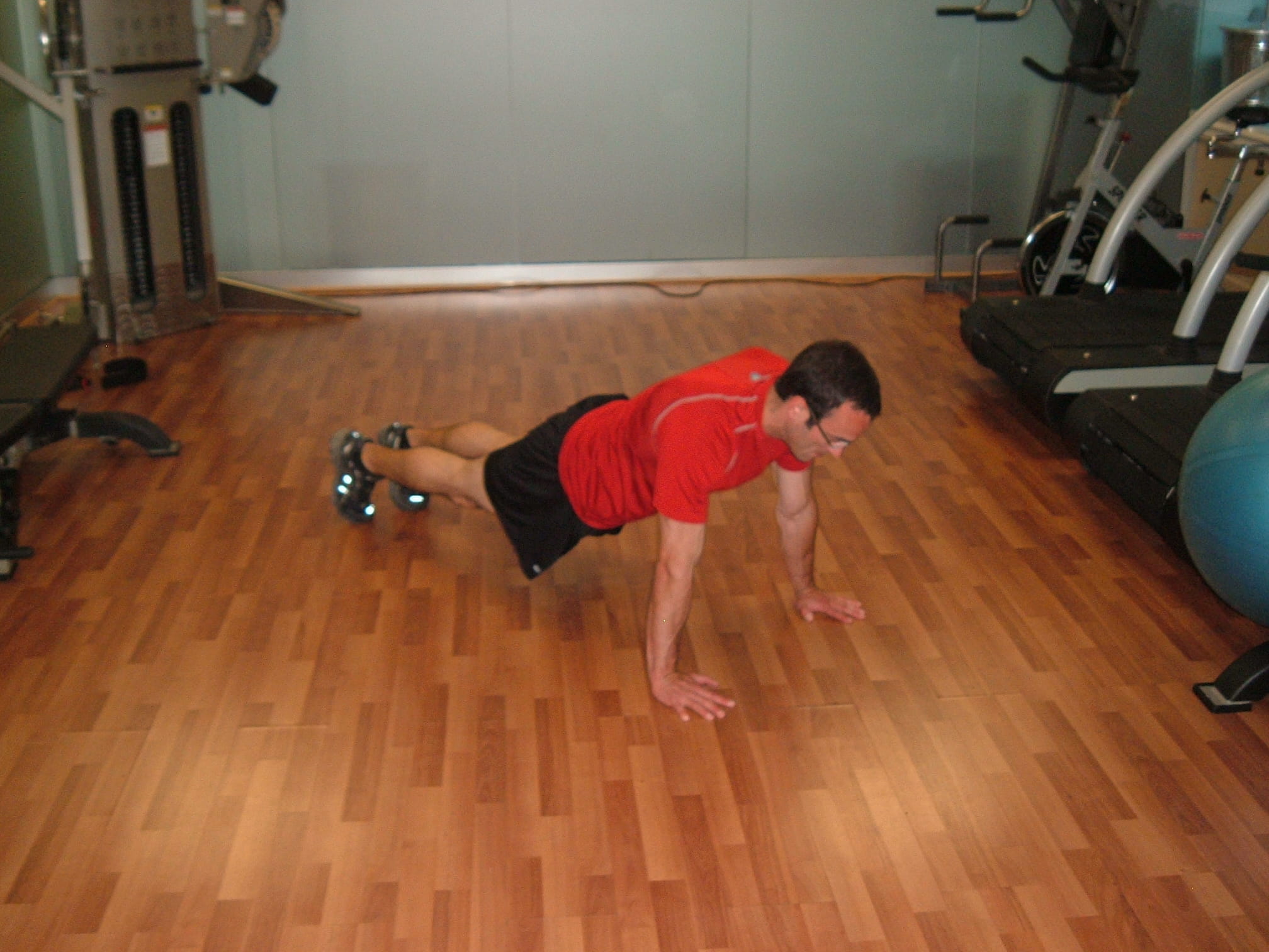 spiderman pushups - good core exercise